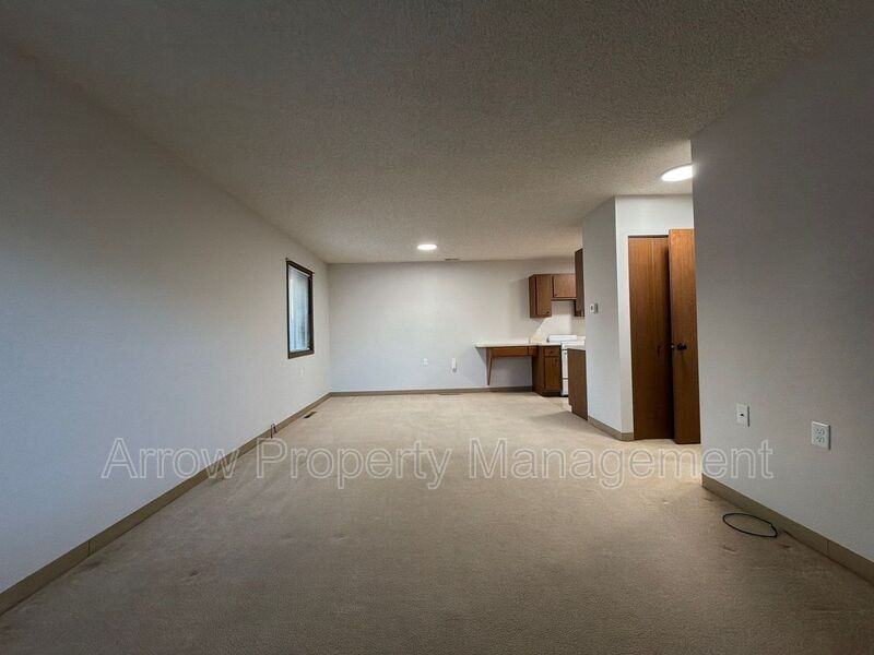 11141 N(Waverly) #52 - Photo 3 of 9