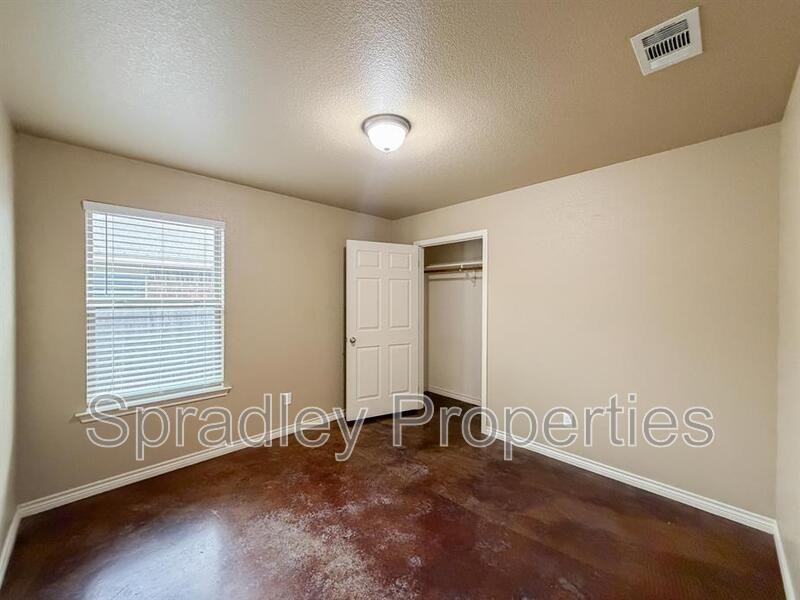 1573 Brady Way - Photo 7 of 14