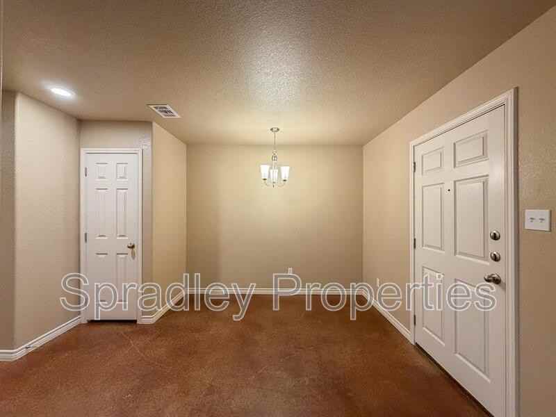 1578 Vani Ct - Photo 6 of 15