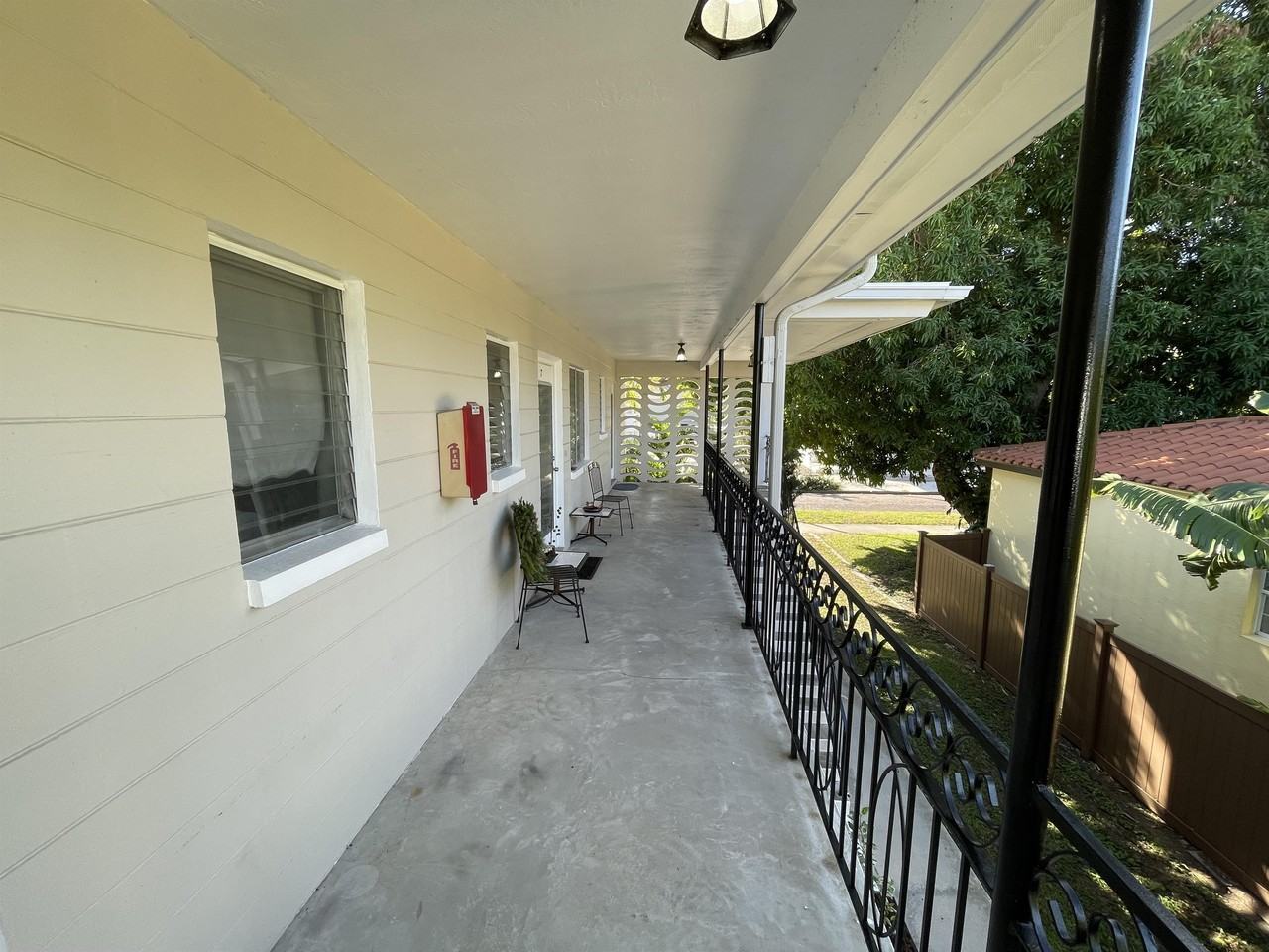 The Corvette Apartments - Photo 6 of 12