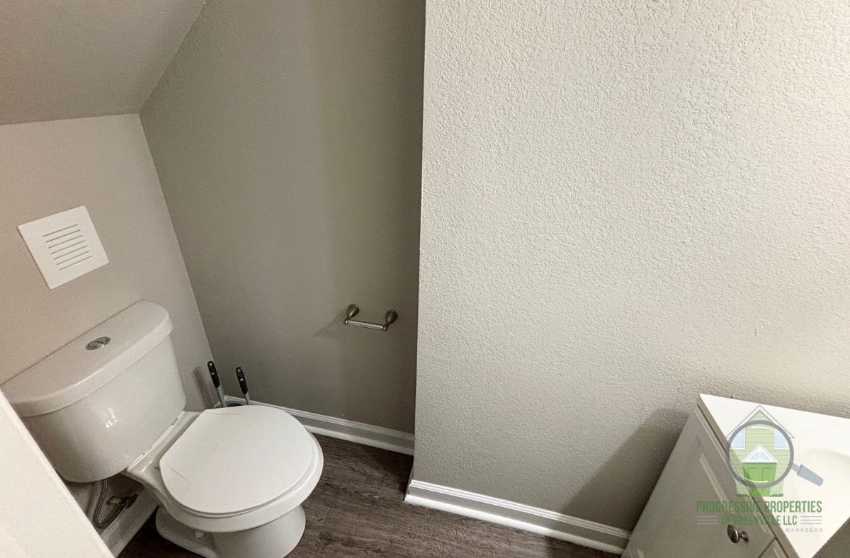 10 Stagg Street - Photo 7 of 12