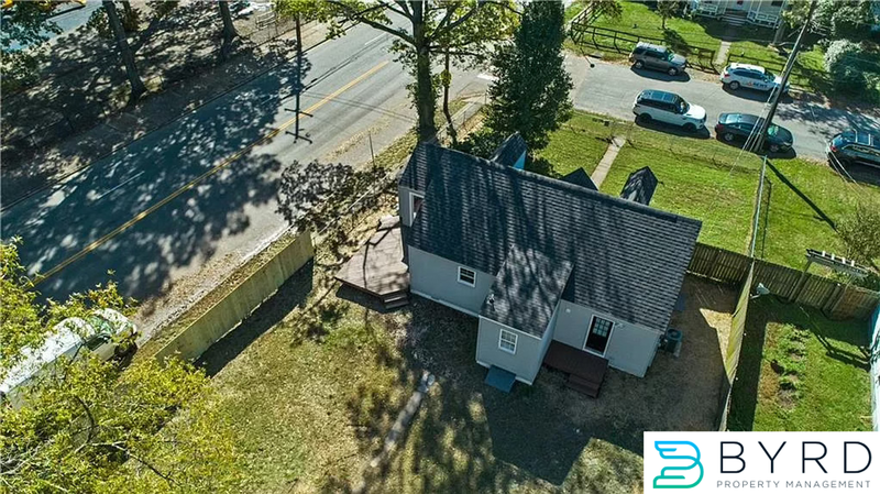 5101 Boscobel Ave - Photo 3 of 25