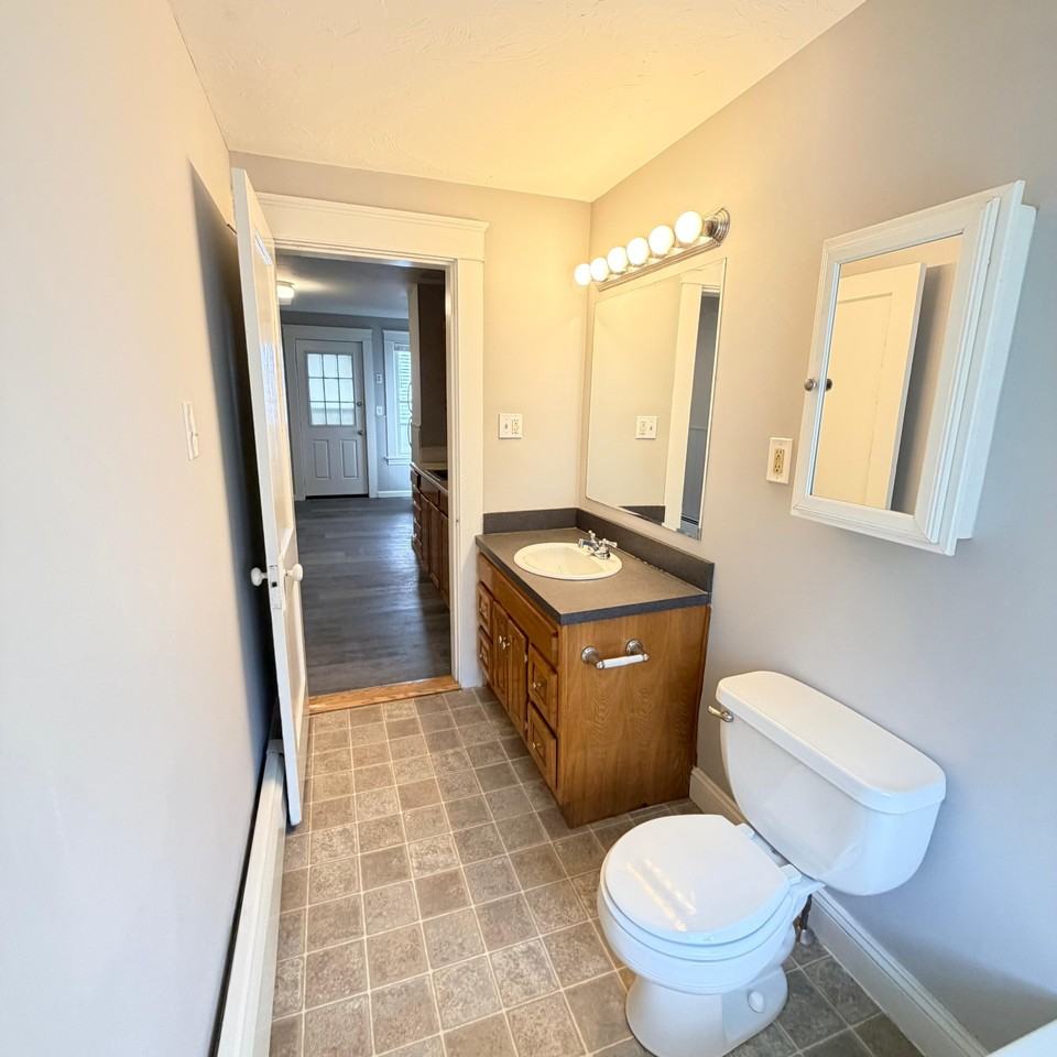 124 3rd Street - Photo 5 of 8