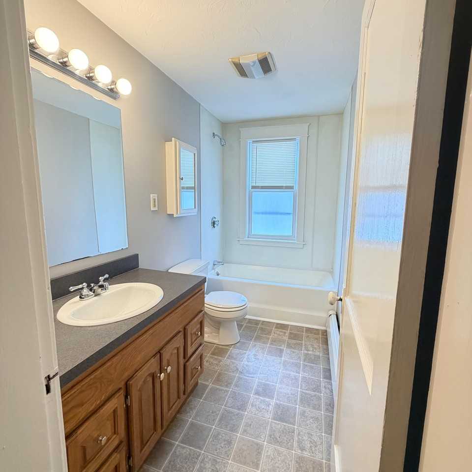 124 3rd Street - Photo 6 of 8