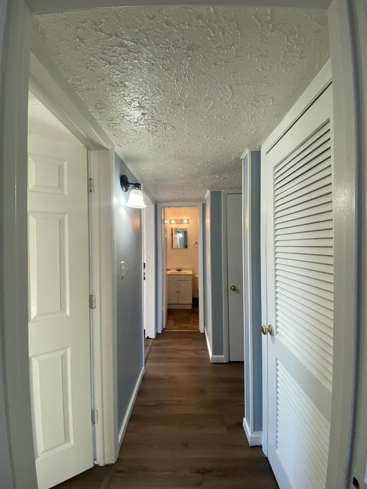 1600 South 6th Street - Photo 3 of 13