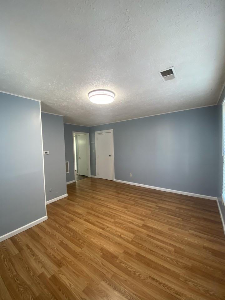 1600 South 6th Street - Photo 4 of 13