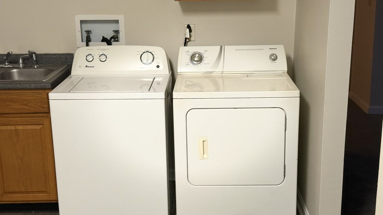 McGill-102 E North Street-102-206 - Photo 4 of 8