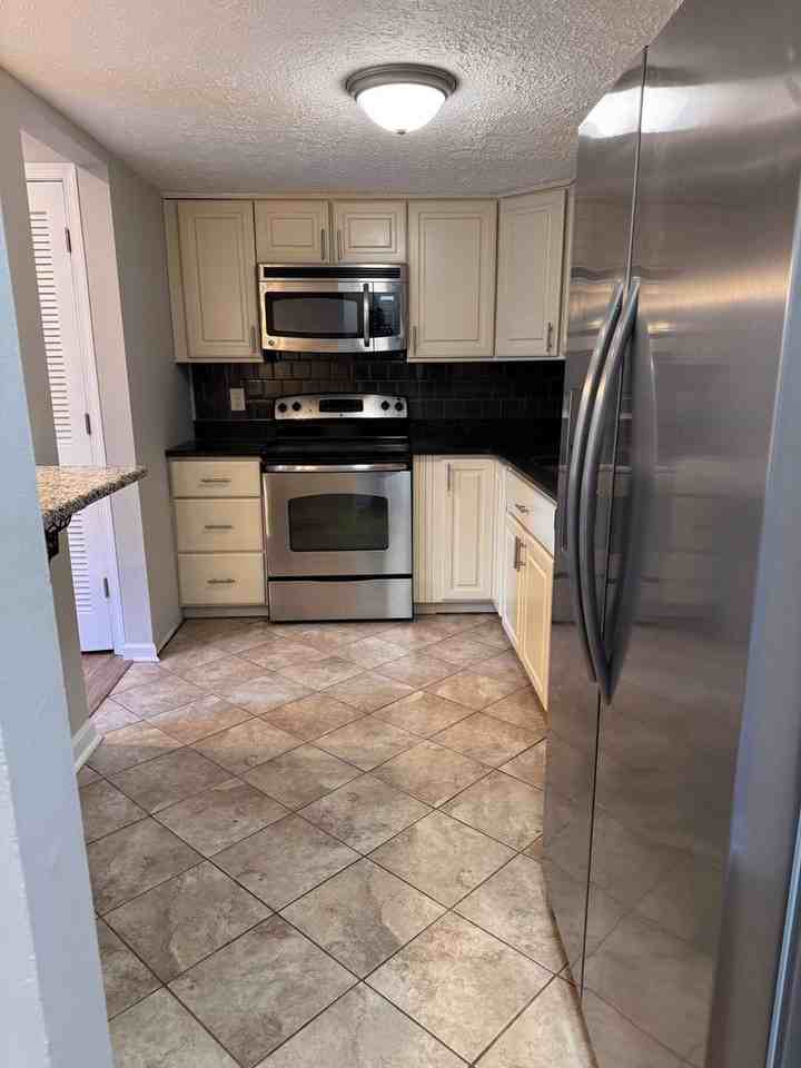 164 Kitty Hawk Sq - Photo 7 of 29