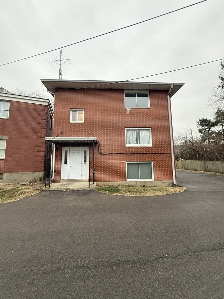 614-616 Roy Avenue - Photo 3 of 15