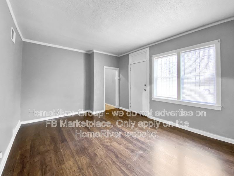 2409 E 74th St - Photo 5 of 21