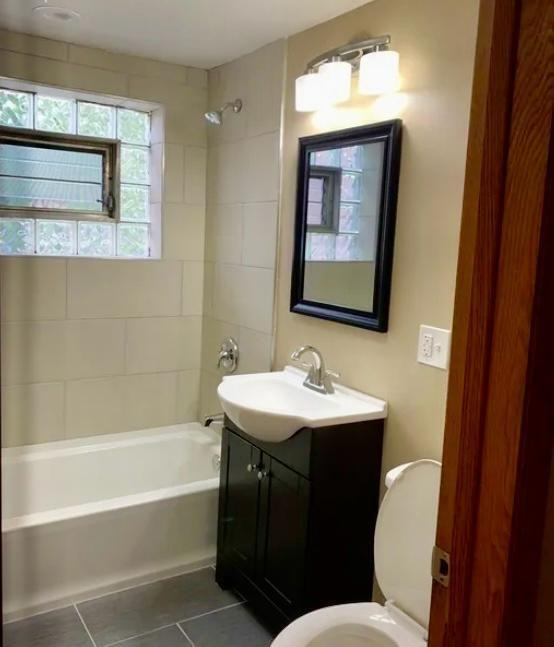 7901 South Sacramento Avenue - Photo 4 of 12