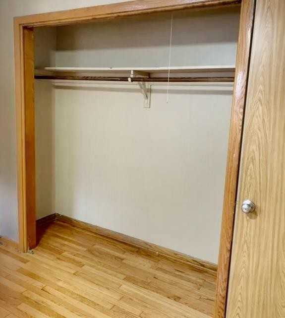 7901 South Sacramento Avenue - Photo 5 of 12