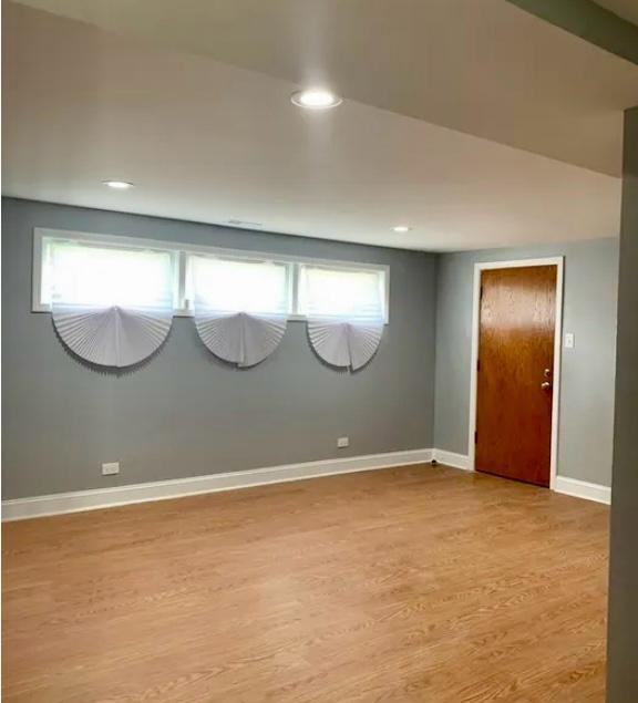 7901 South Sacramento Avenue - Photo 7 of 12