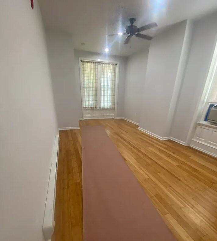 4523 Pulaski Ave - Photo 4 of 8