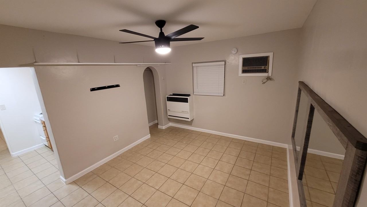 38818 Yermo Road - Photo 2 of 20