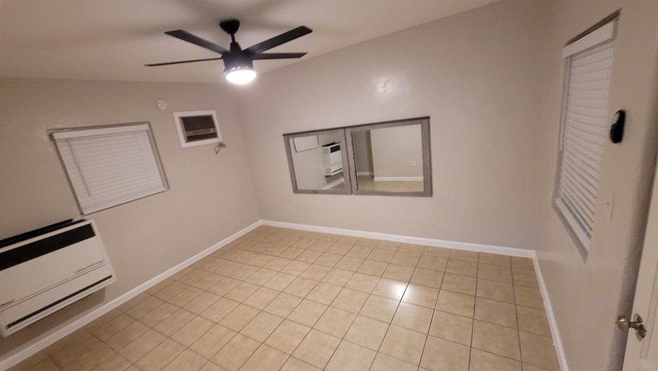 38818 Yermo Road - Photo 3 of 20