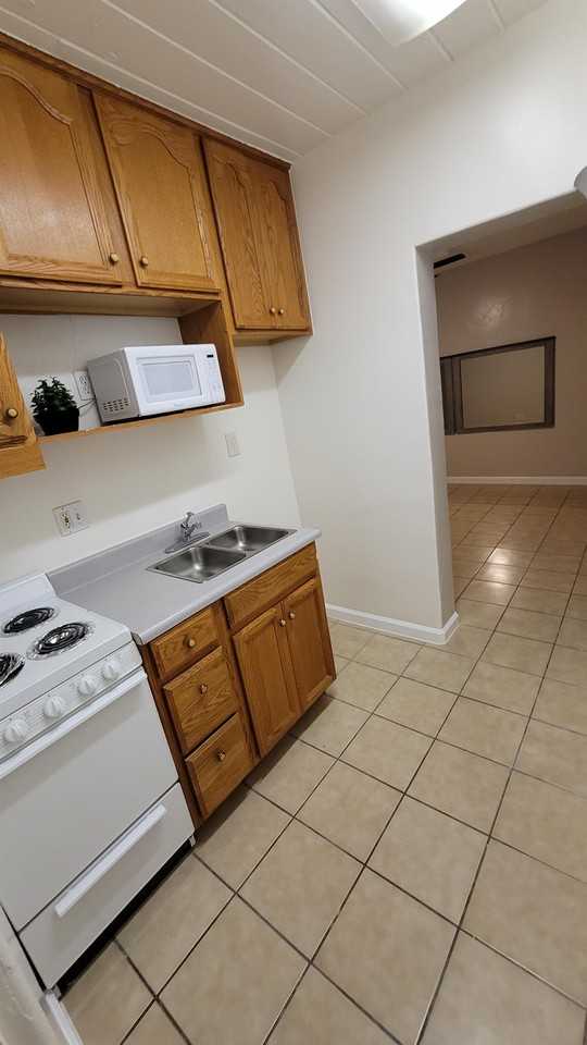 38818 Yermo Road - Photo 5 of 20