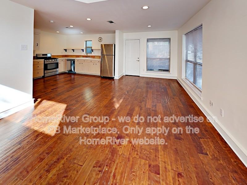 5025 Manett St - Photo 4 of 20