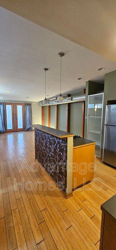 3804 Roanoke Rd - Photo 5 of 33