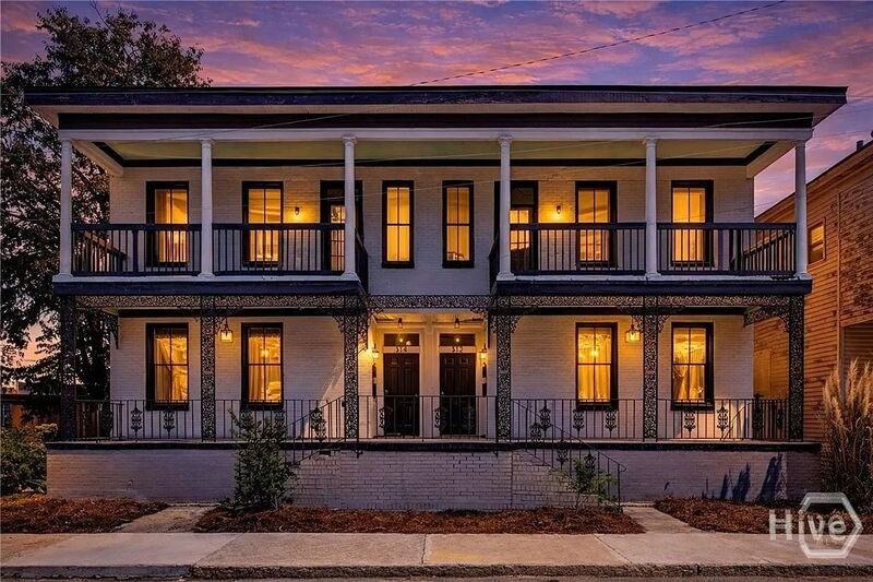 316 W 42nd St - Photo 2 of 10