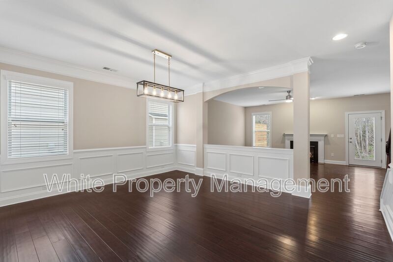 541 Daventry Ct - Photo 4 of 26