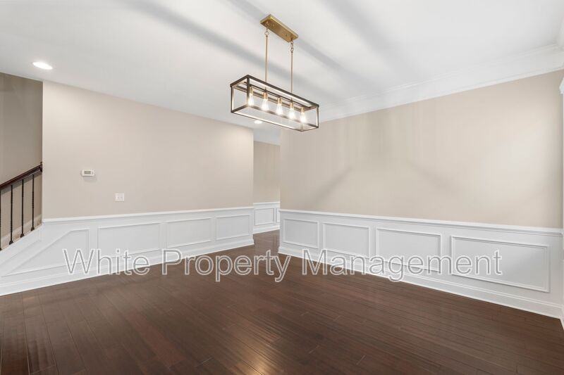 541 Daventry Ct - Photo 5 of 26