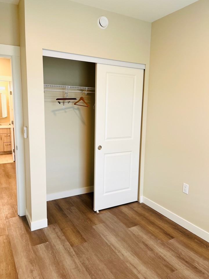 75 Southwest Marine Drive #310 - Photo 5 of 11