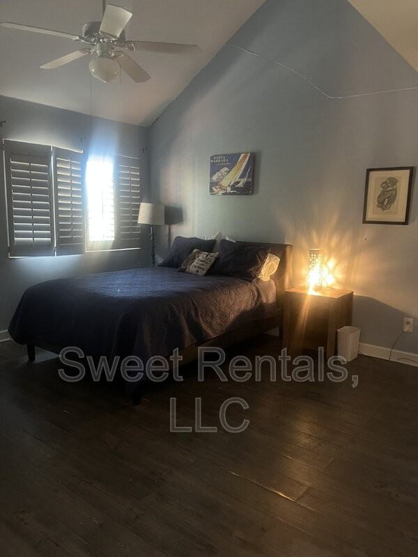 47 Arabian Dr - Photo 4 of 35