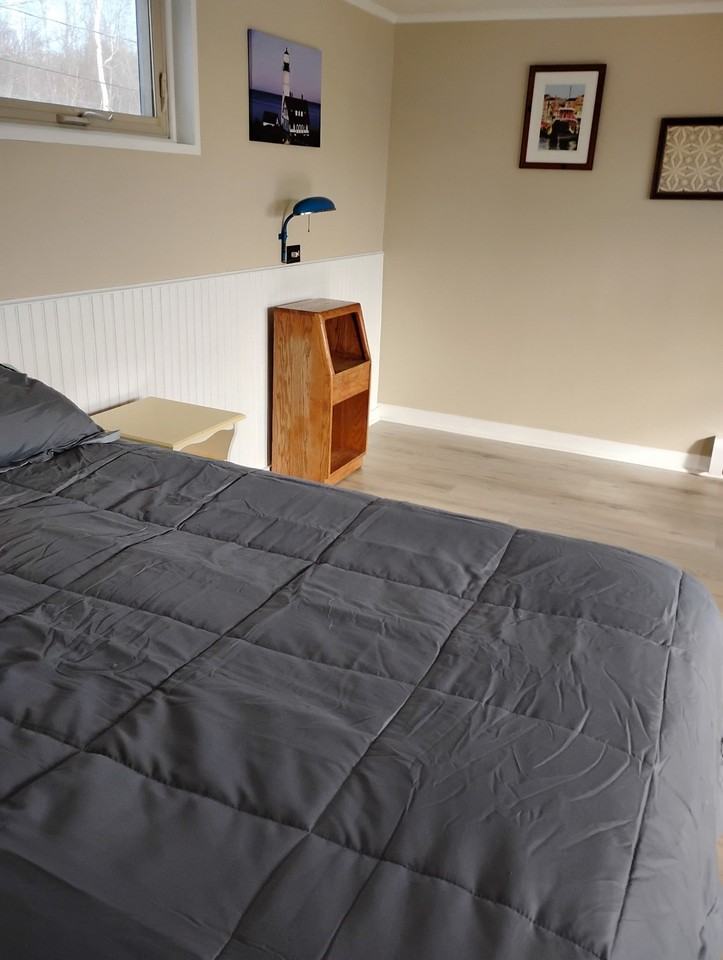 196 Searsport Avenue - Photo 3 of 6