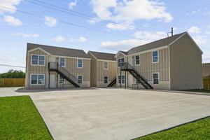 featured image of 2005 Southridge Ave