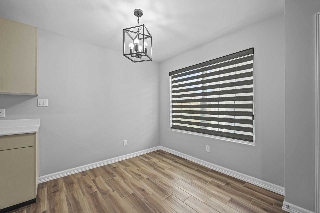 Legance - Photo 5 of 50