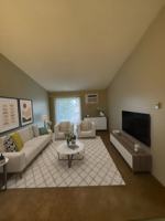 featured image of Oak Grove Apartments