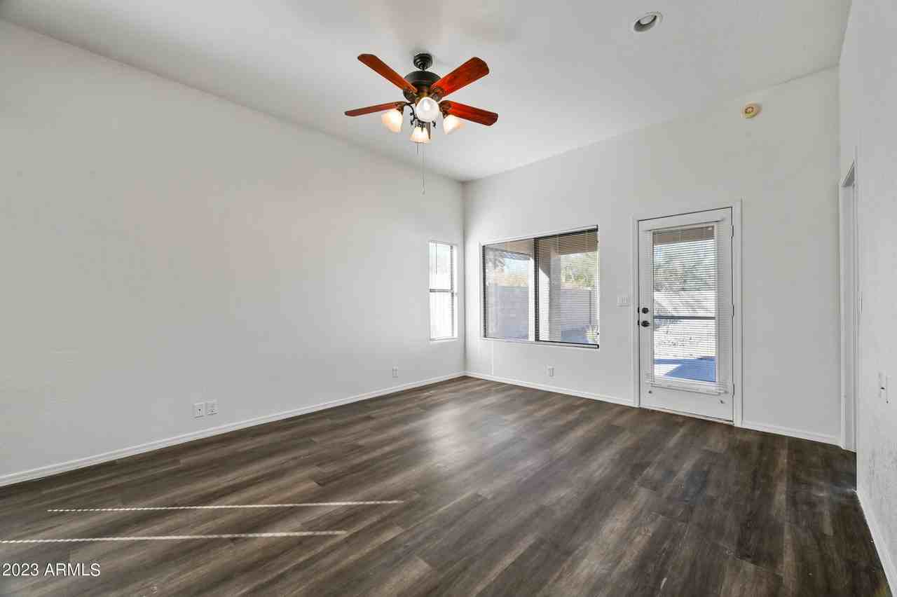 13812 North Cambria Drive #A - Photo 4 of 21