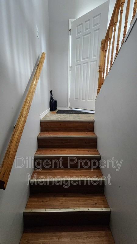 2148 Springwood Rd #2 - Photo 5 of 41