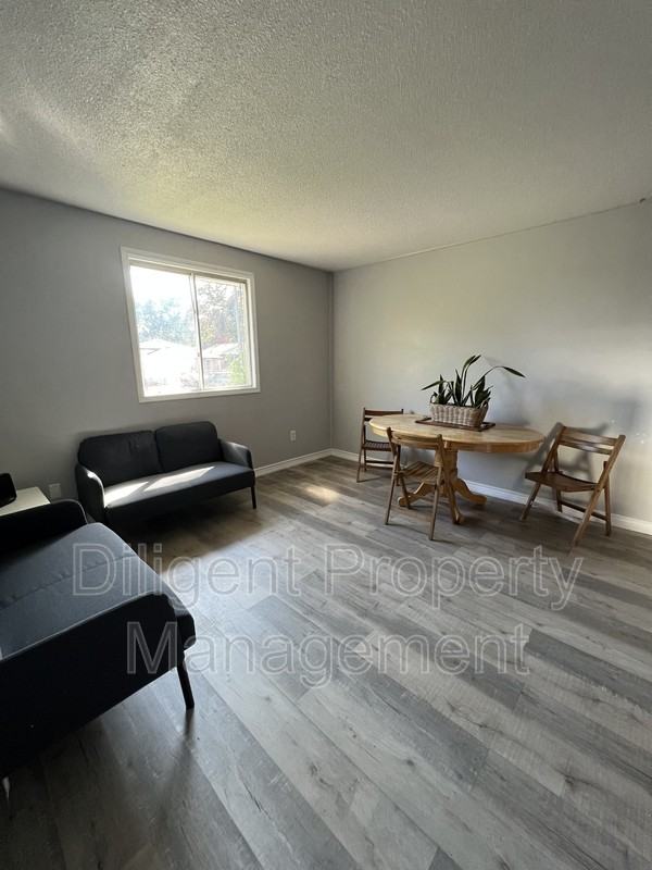 2148 Springwood Rd #2 - Photo 7 of 41