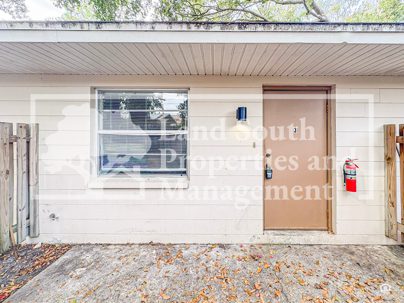 815 W Carole St #3 - Photo 2 of 12