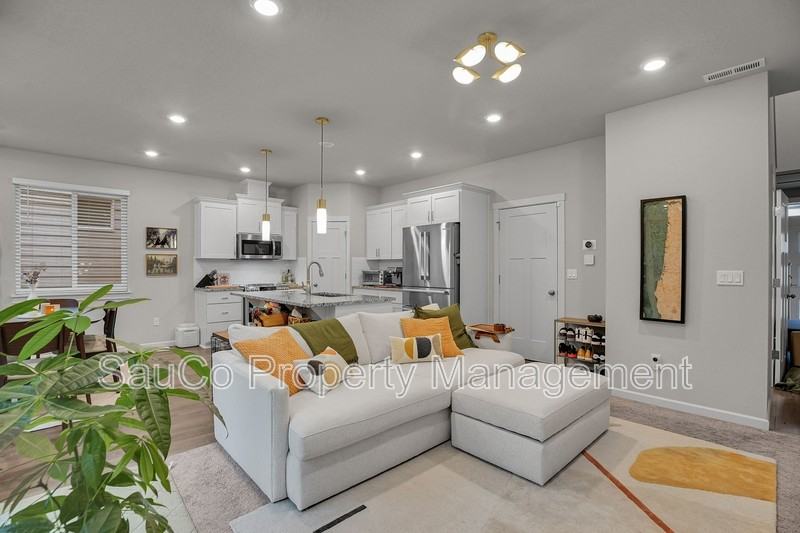 1483 19th Ave - Photo 7 of 25