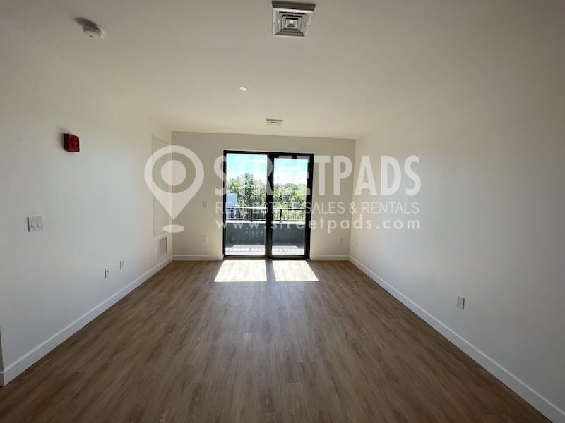 199 Gardner Street #416 - Photo 6 of 18