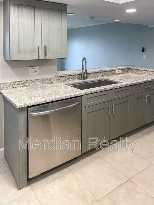 2615 S Atlantic Ave #1B - Photo 5 of 8