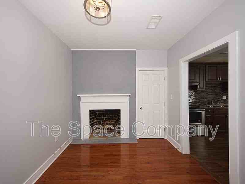 126 Logan St - Photo 2 of 14