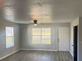 205 Jennie Ln - Photo 1 of 1