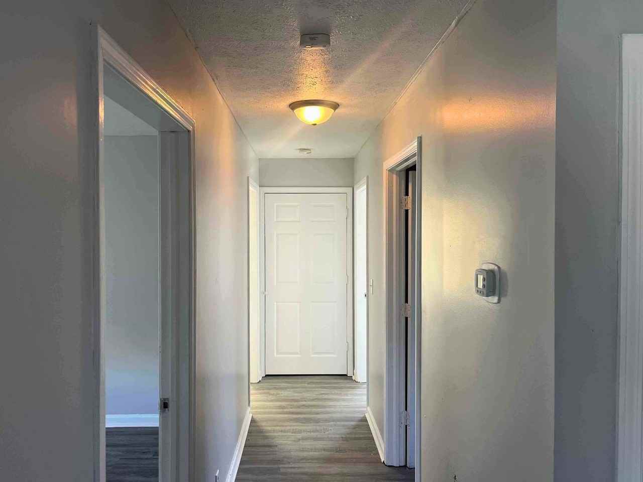 205 Jennie Ln - Photo 3 of 7