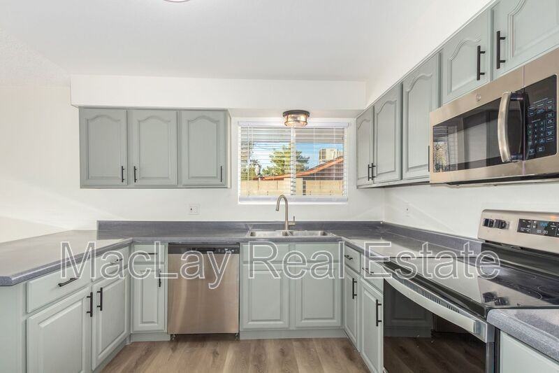 4902 W Joyce Cir - Photo 5 of 29