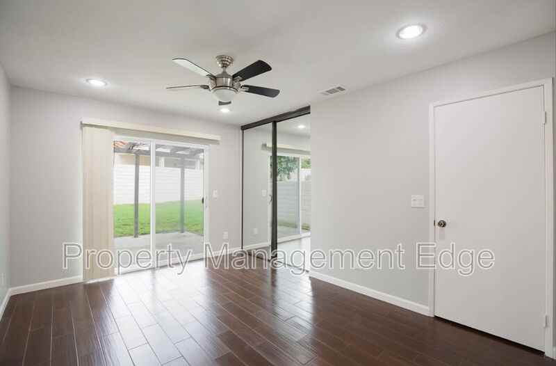 254 Oleander Dr - Photo 6 of 18