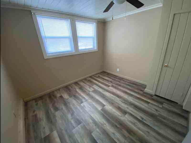 5073 Orchard St - Photo 4 of 5