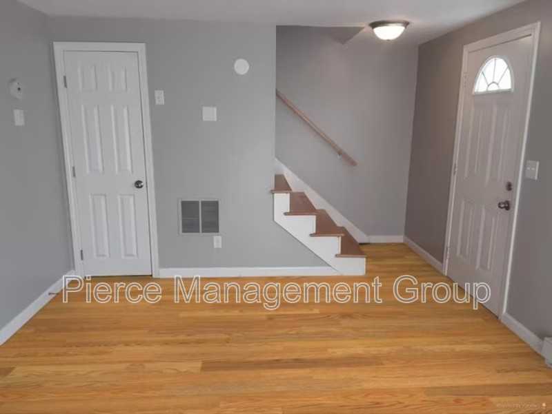 9 Bayberry Ln #2 - Photo 5 of 10