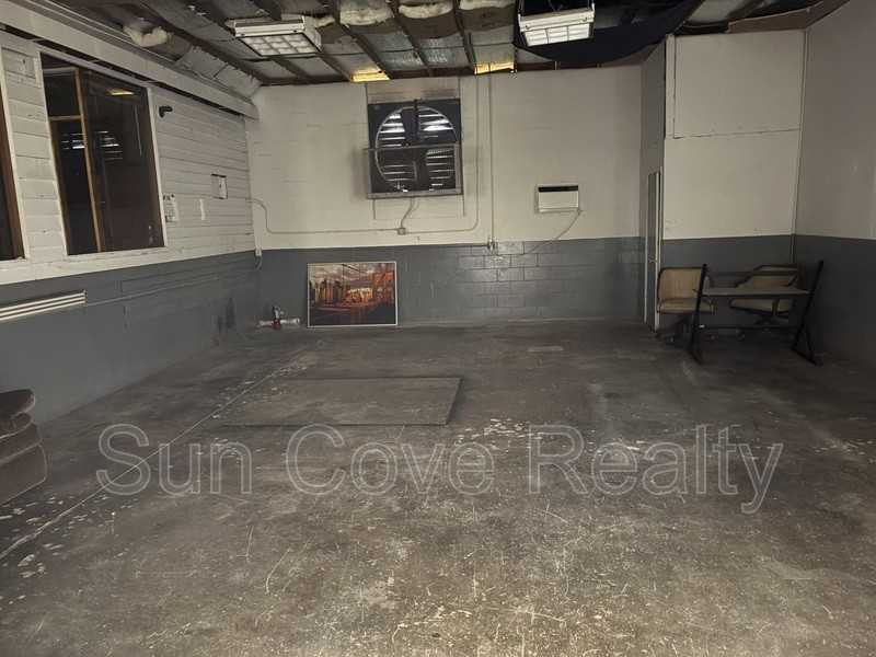 14401 N Nebraska Ave - Photo 5 of 5