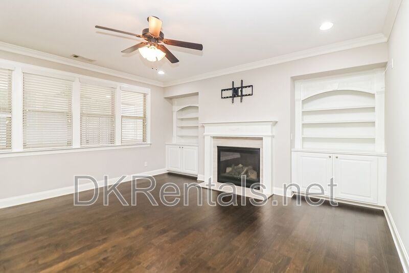 5780 Bradenton Rd - Photo 5 of 30