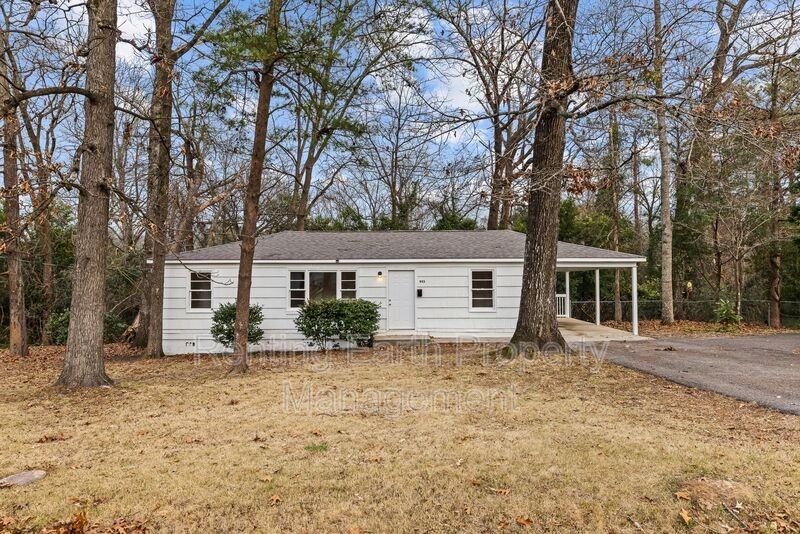 933 T St - Photo 3 of 19