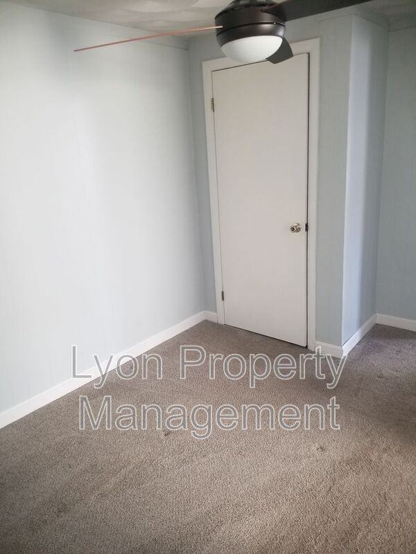 93 W Warwick Ave #4 - Photo 6 of 9